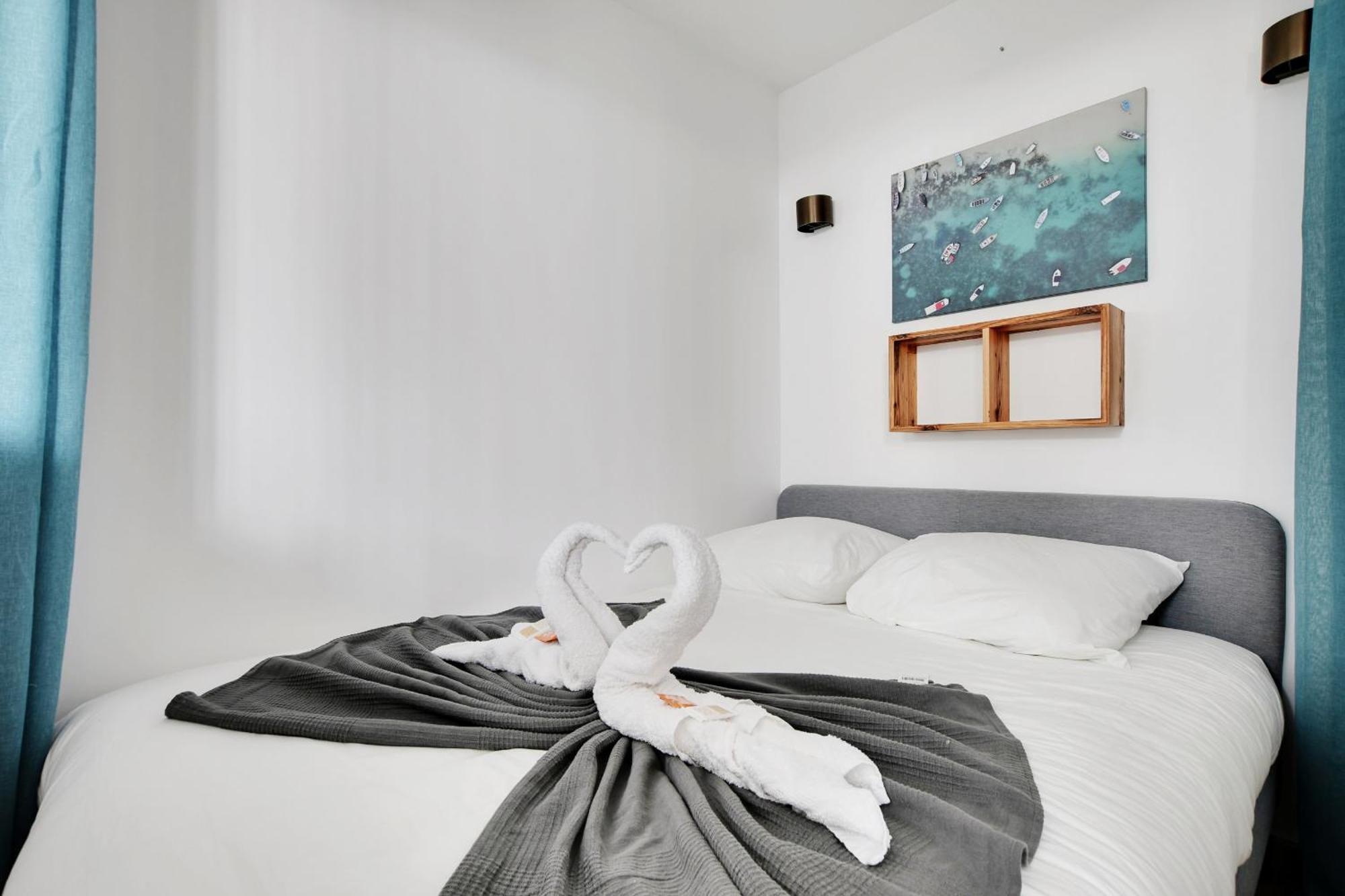 Charming 1 Bedroom - Romainville 1 Apartment Bagnolet